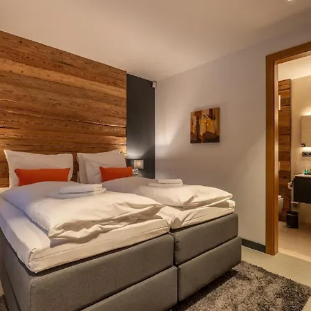 Stunning Contemporary Austrian Chalet Superb Views Apartment Pressbaum