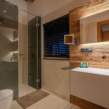 Apartment Stunning Contemporary Austrian Chalet Superb Views Pressbaum