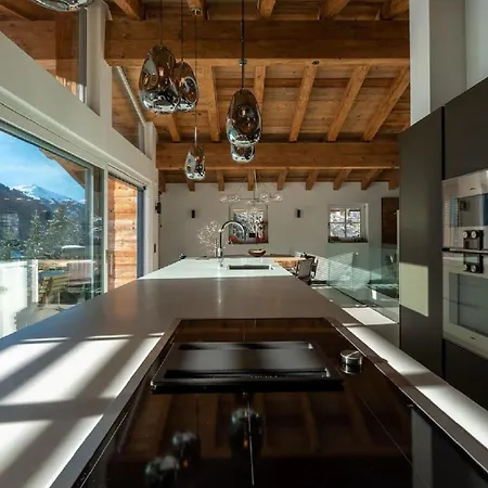 Stunning Contemporary Austrian Chalet Superb Views *